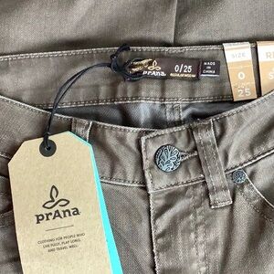 NWT!  Prana Women’s Kayla Jean Dark Mud (size 0)